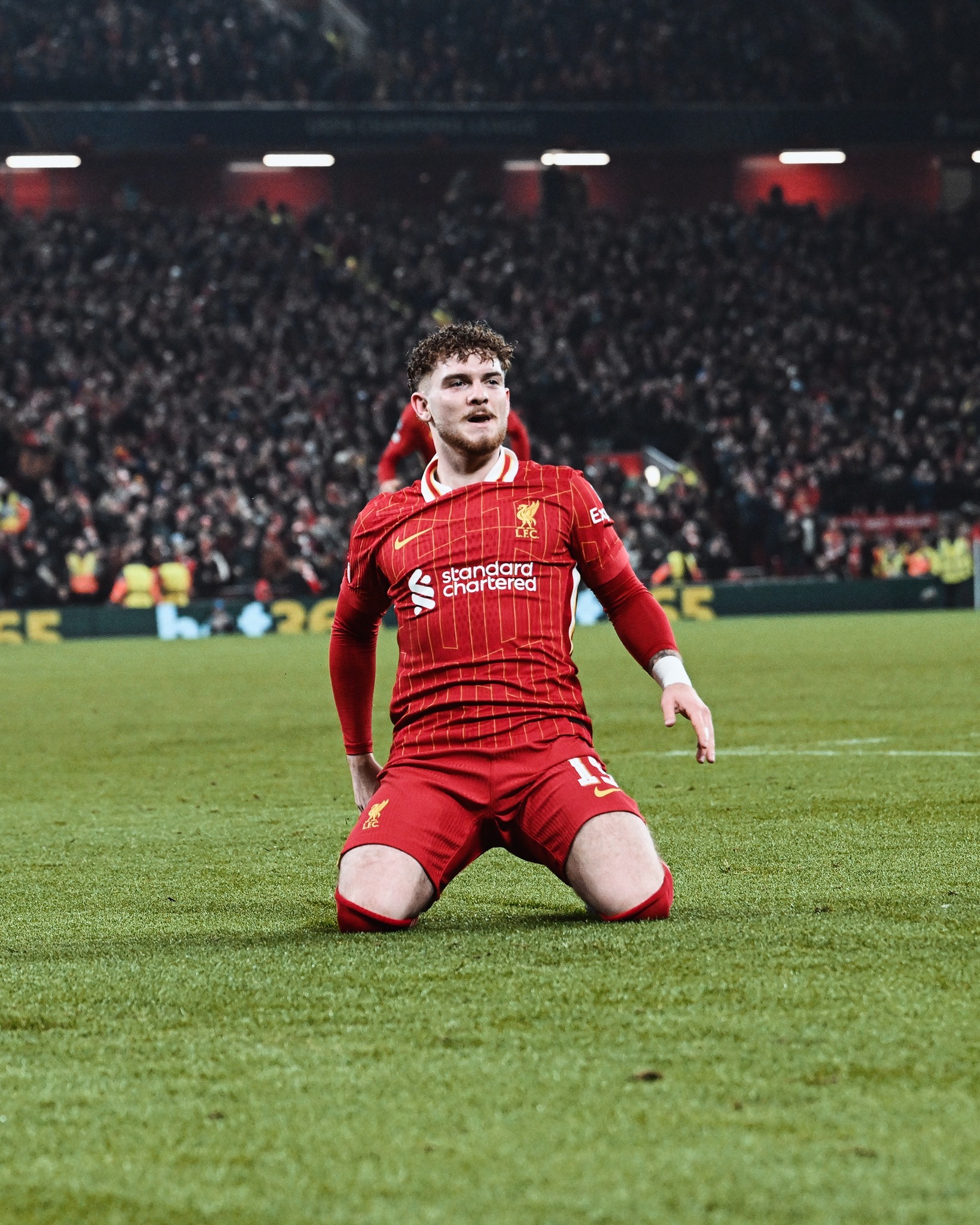 利物浦大胜阿贾克斯,成功晋级欧冠强 利物浦大胜阿贾克斯,成功晋级欧冠强