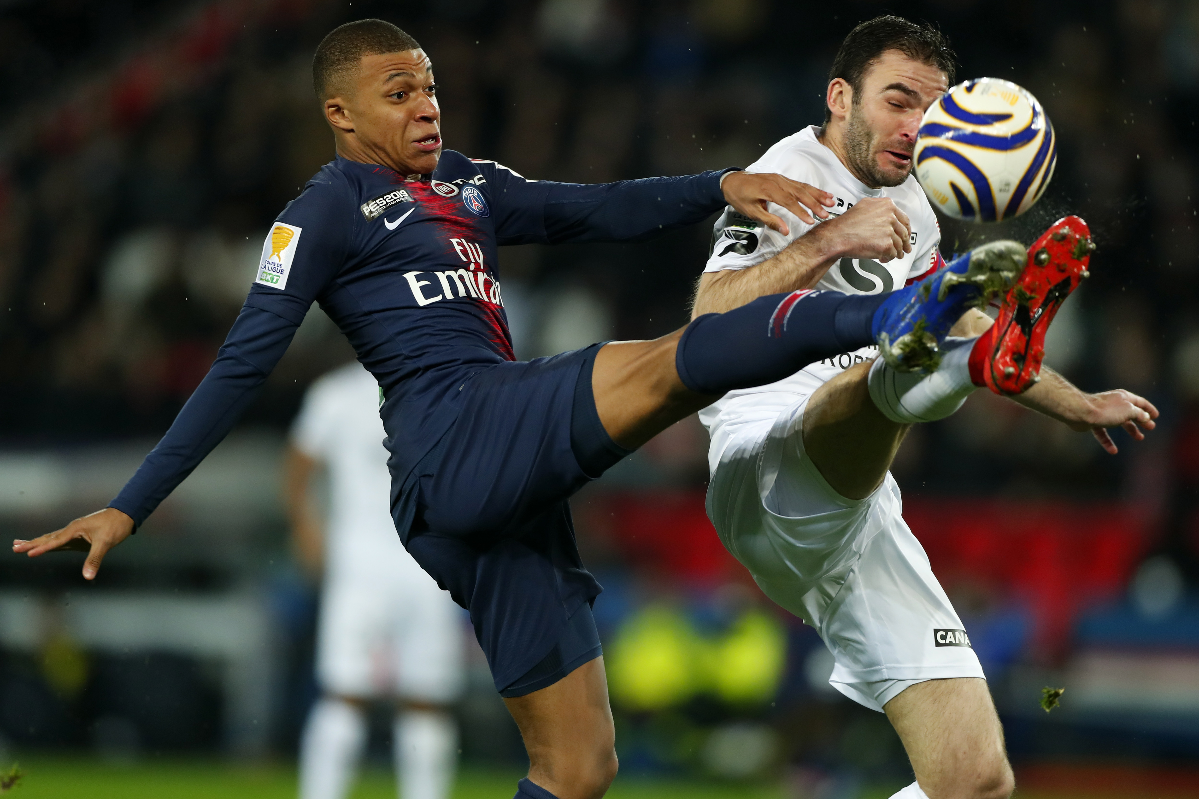 关于甘冈足球队雄心勃勃，目标冲击欧洲杯资格的信息