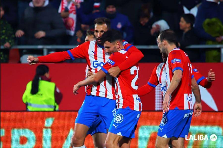 FB体育注册网址-巴萨尤文硬碰硬，成功杀出重围进入欧冠四强的简单介绍