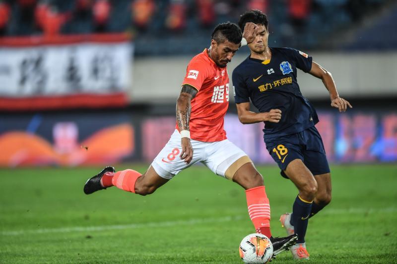 广州富力客场逆转绝杀，取得意外胜利的简单介绍