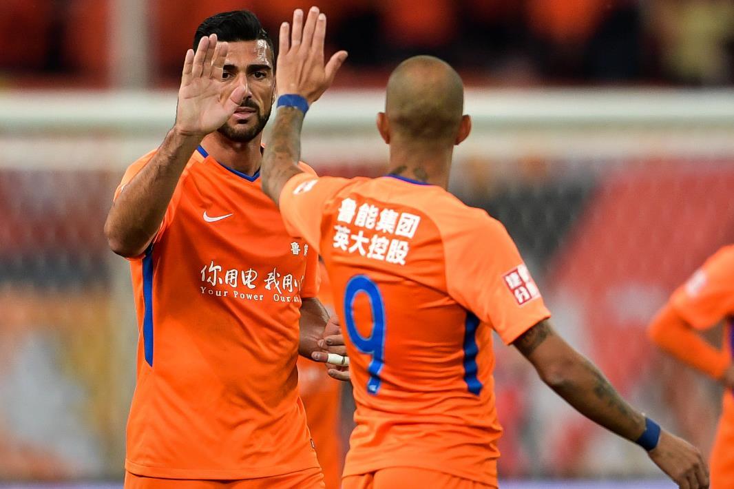 鲁能球员佩莱状态持续低迷，役不如人的简单介绍