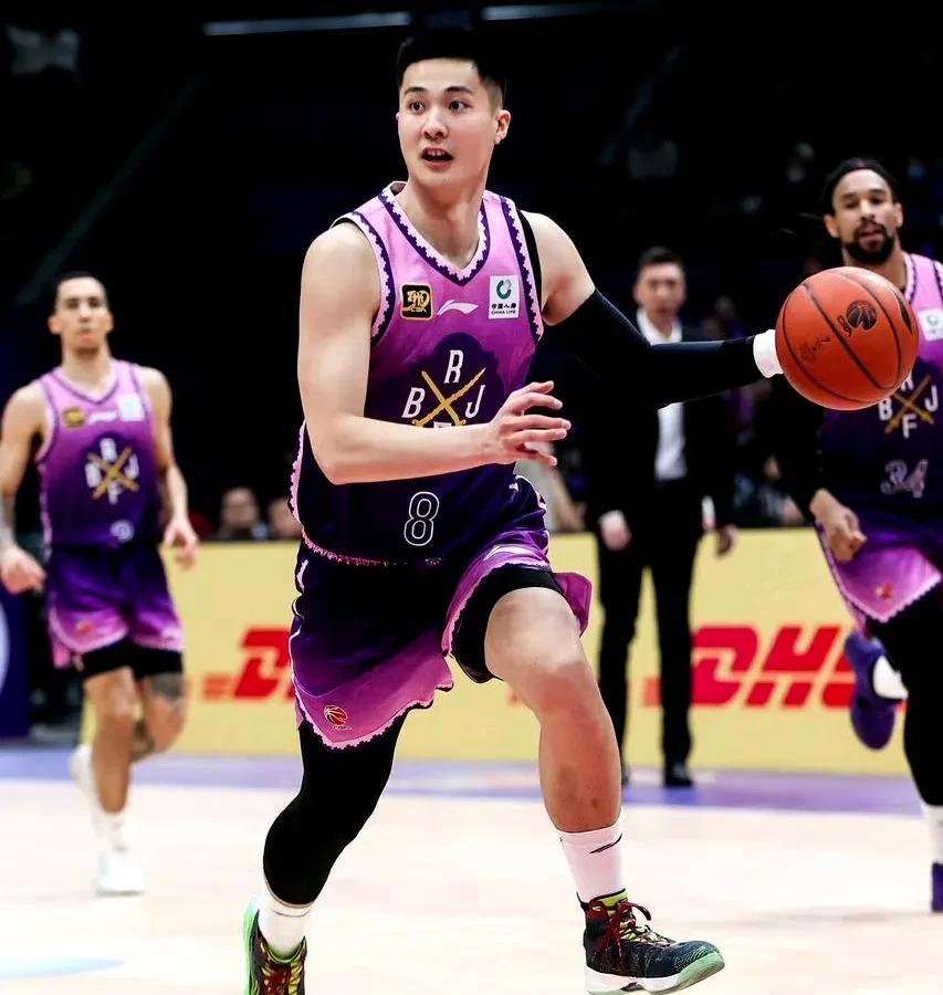 CBA联赛新政策出台，球队备战迎接挑战