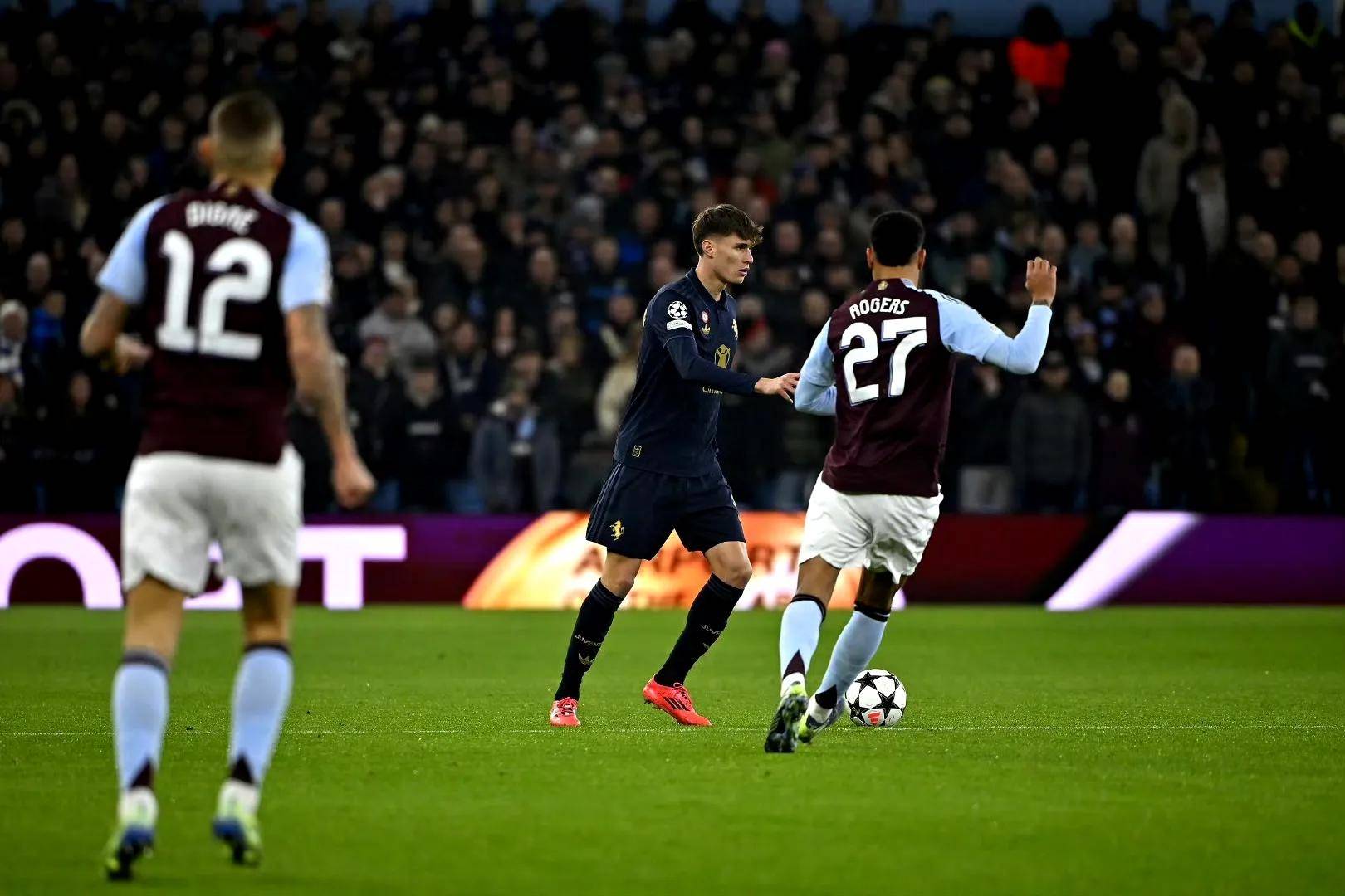 东欧球队精彩表现，夺得胜利