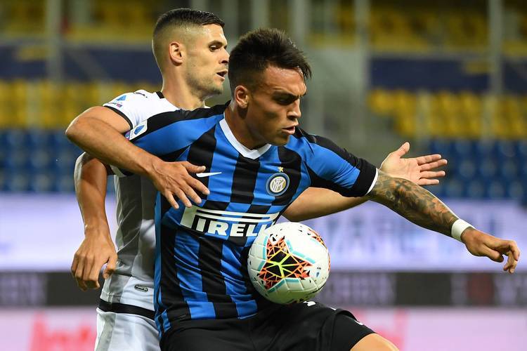 包含乌迪内斯客场大胜桑普多利亚：保级前景乐观的词条