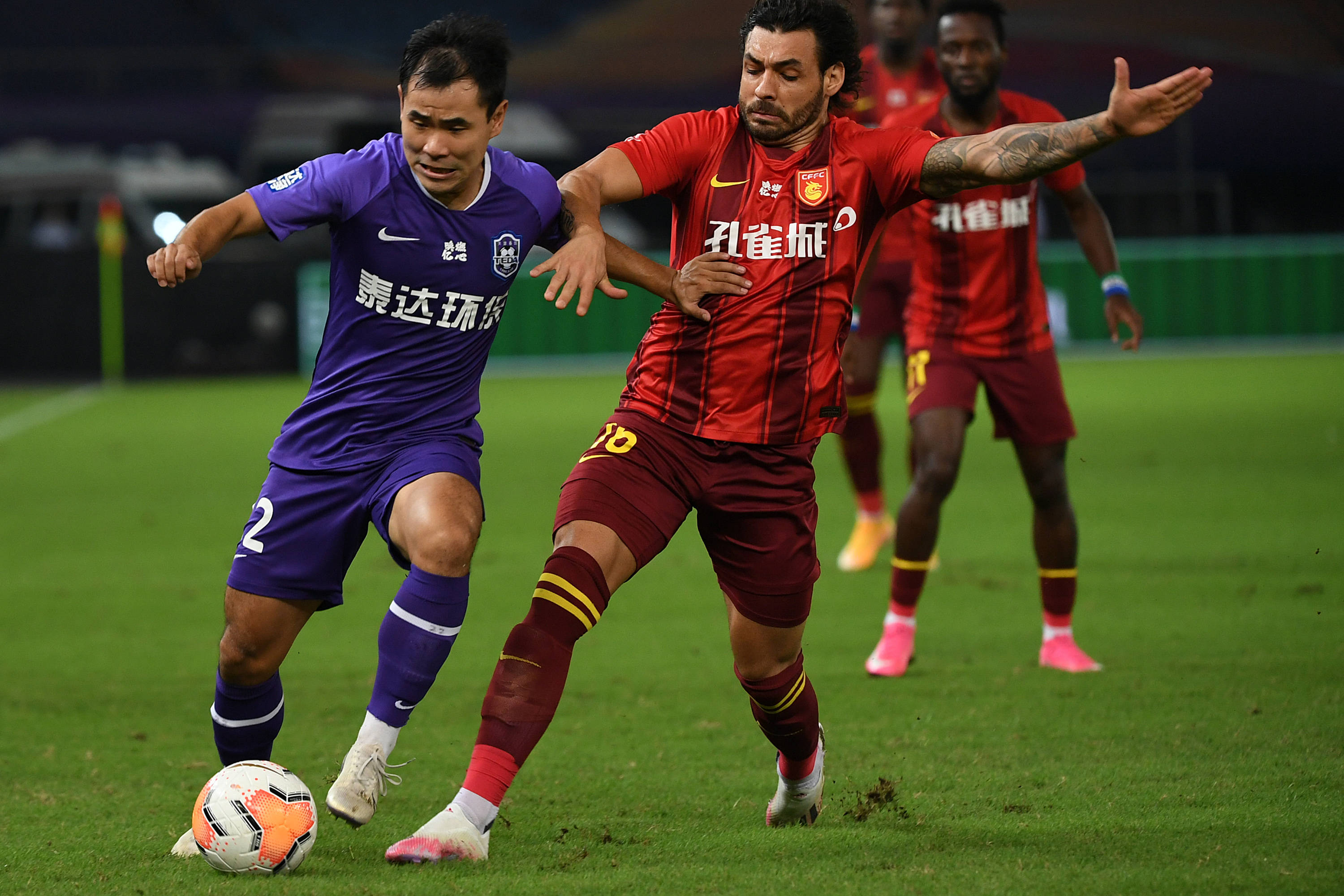 FB体育官网-天津泰达客场击败河南建业，提振士气