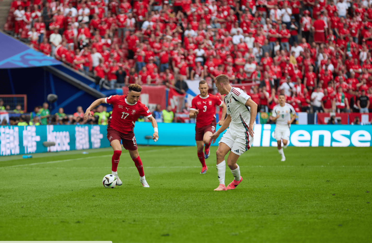 瑞士主场战平保加利亚，晋级前景暗淡