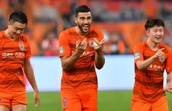 包含上海上港客场不敌山东鲁能，连续遭遇阻击的词条