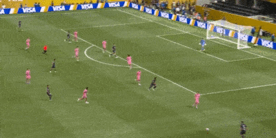 包含广州富力力争击败天津泰达，实力对决的词条