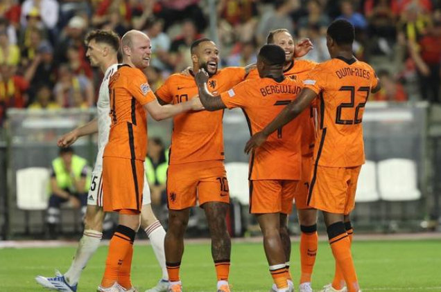 威尔士大胜乌克兰，成功晋级欧预赛八强