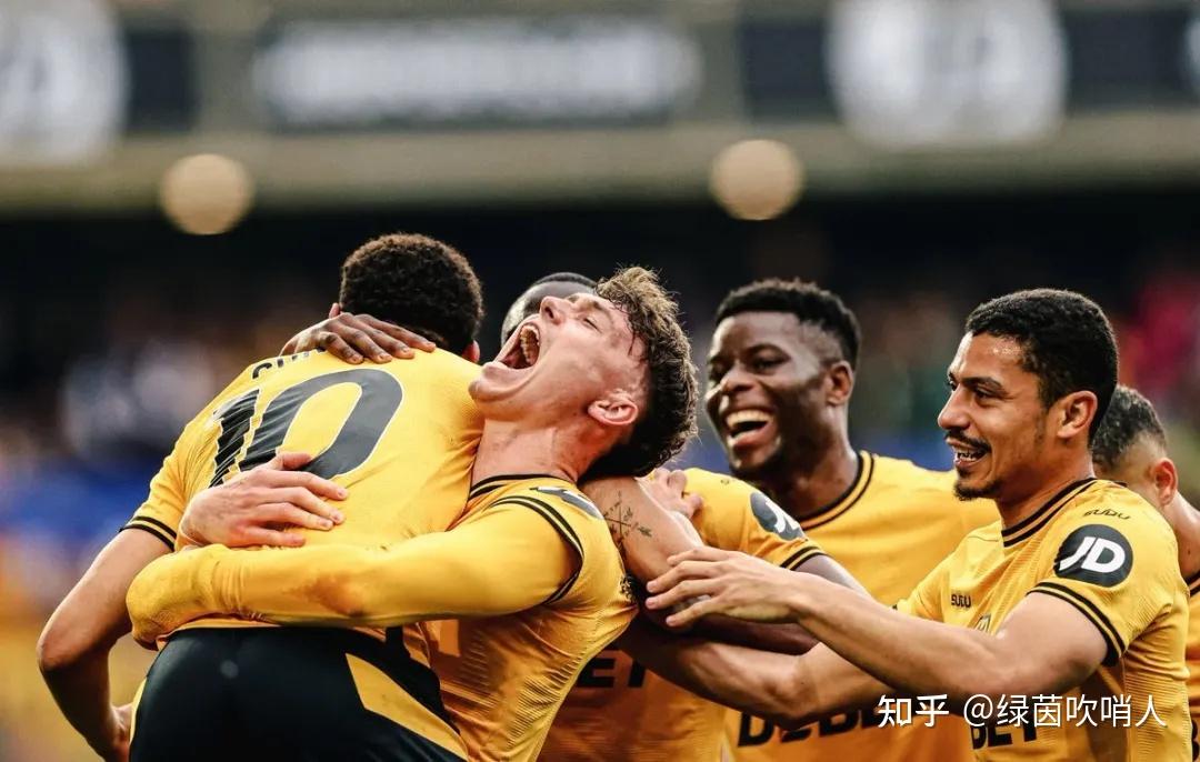 南安普顿客场逼平狼队，英超保级压力缓解，圣徒士气大振