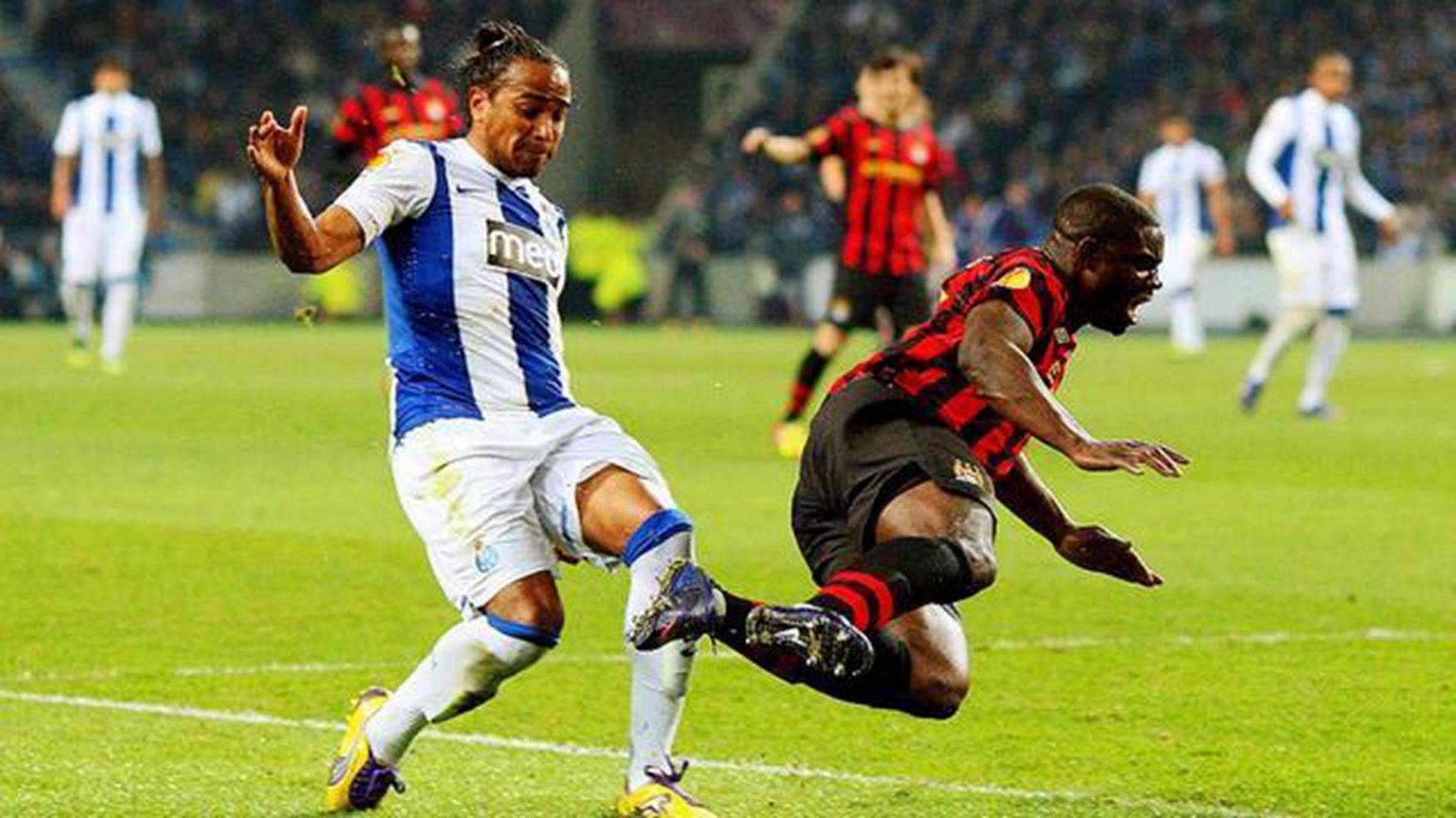 甘冈客场险胜梅斯，收获宝贵三分的简单介绍