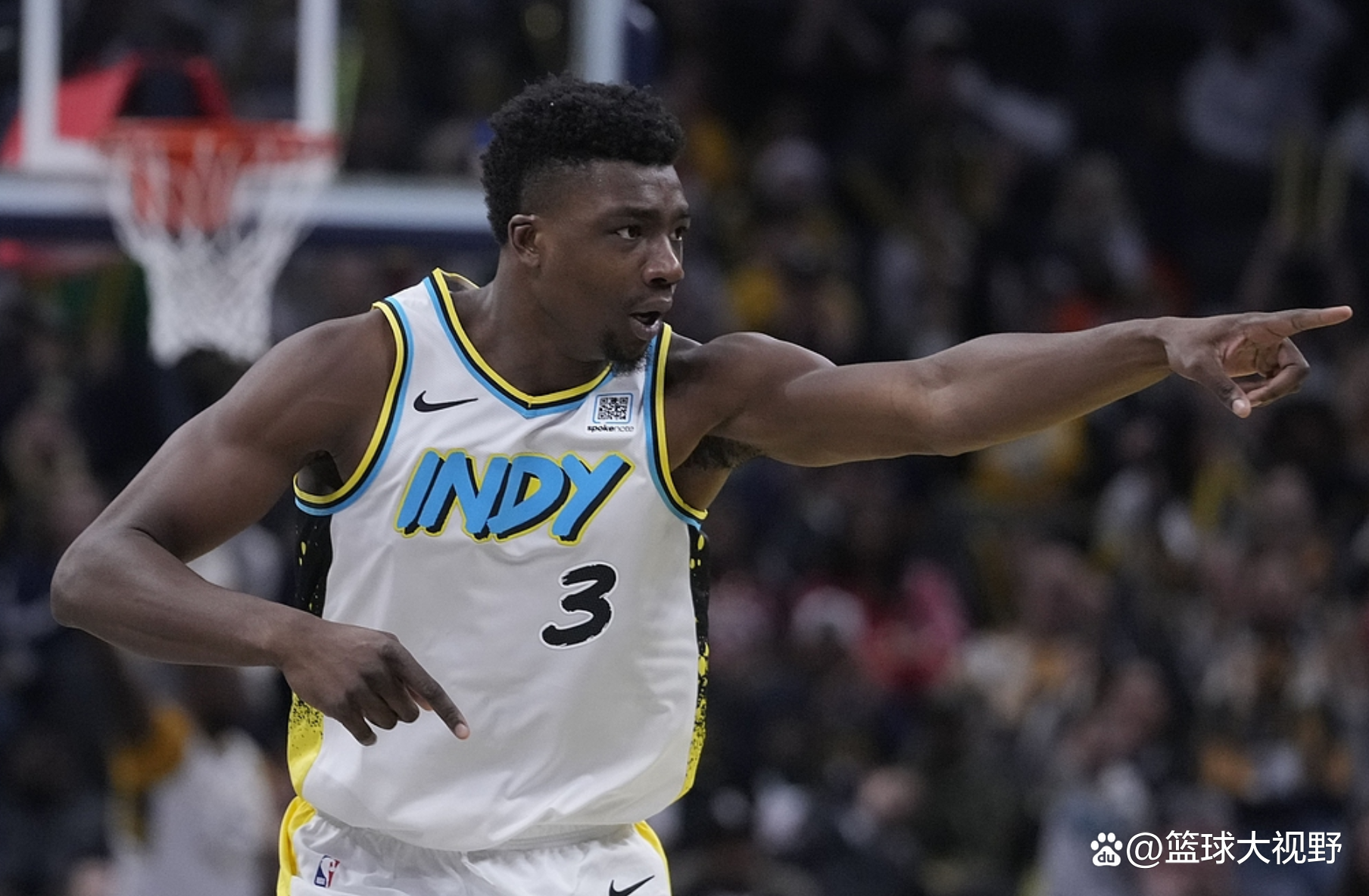 开拓者力克鹈鹕，迈向胜利