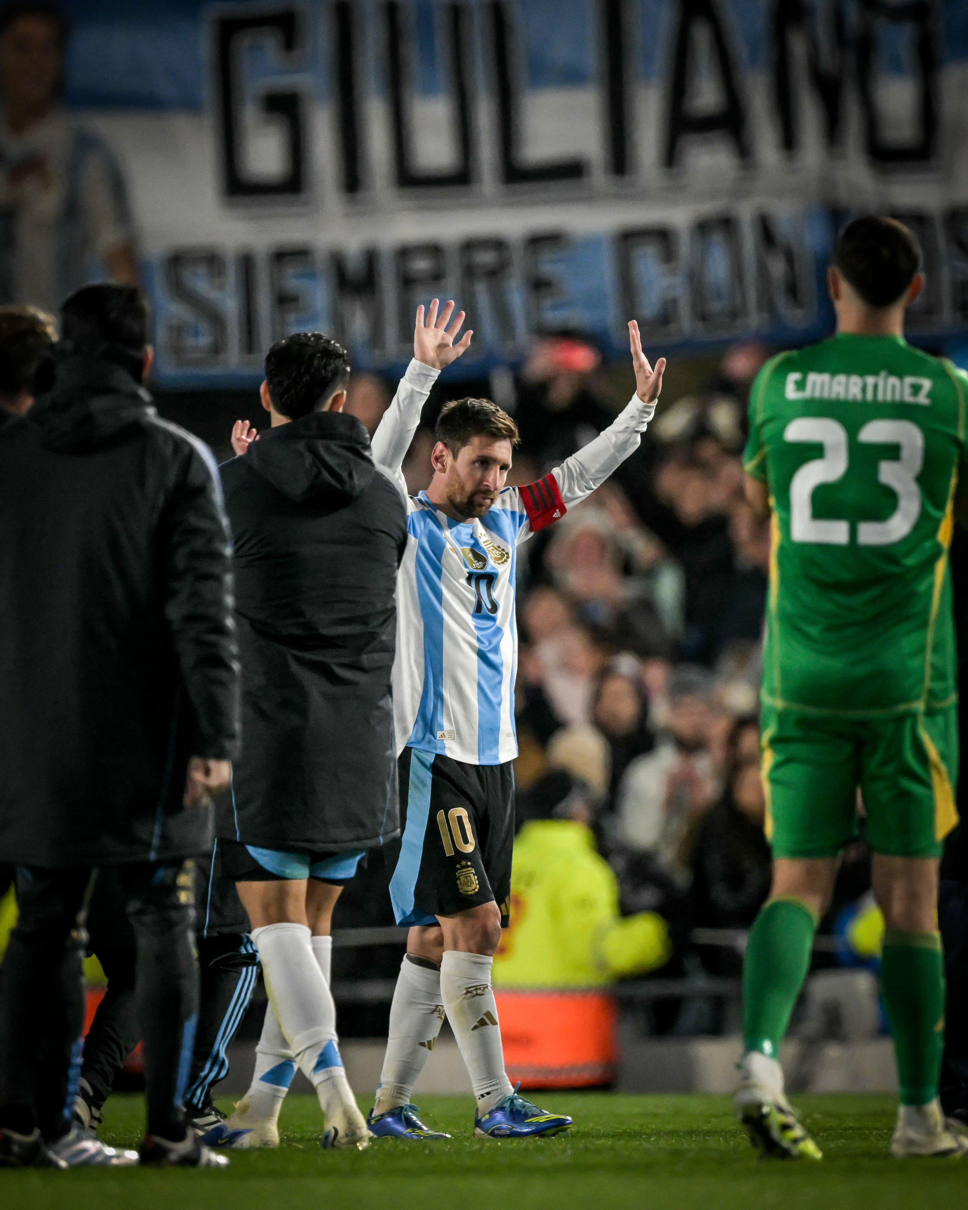 FB体育在线-梅西领衔阿根廷国家队，准备参加世界杯预选赛