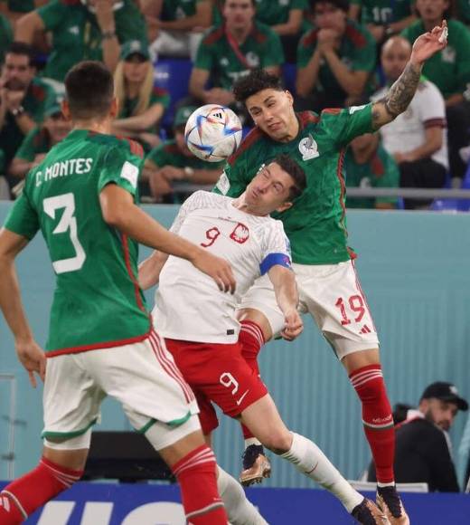 墨西哥完胜加拿大,阿尔瓦雷斯打破历史纪录 墨西哥完胜加拿大,阿尔瓦雷斯打破历史纪录