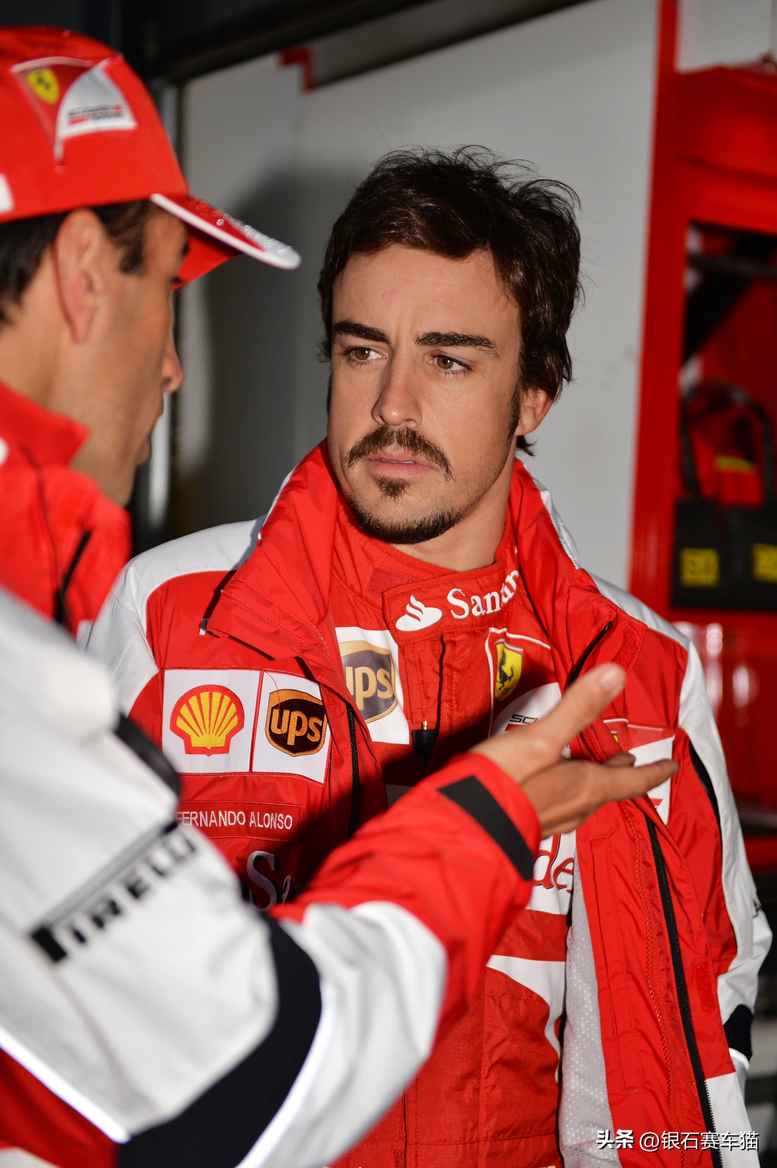 梅赛德斯逆转雷诺车队，阿隆索点燃赛场的简单介绍