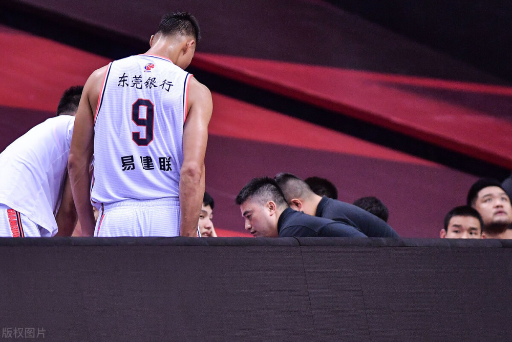 FB体育官网-新疆队翻盘广东队，易建联关键制胜的简单介绍